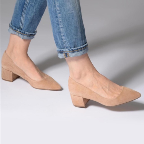 Steve Madden Shoes - Steve Madden Cormac tan suede, size 9